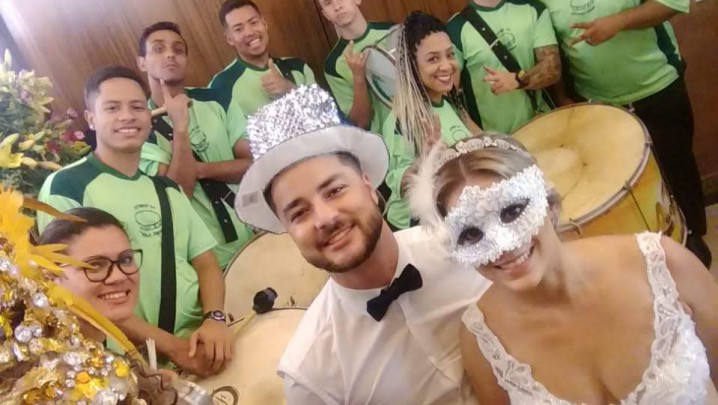 Show é com Novo Samba Show